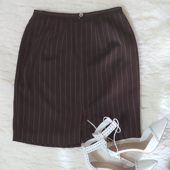 Harve Bernard Brown & White Pin Stripe Skirt - Picture 4 of 4